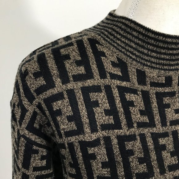 👉SOLD  Fendi Vintage Sweater Mock Neck Logo - Picture 8 of 13